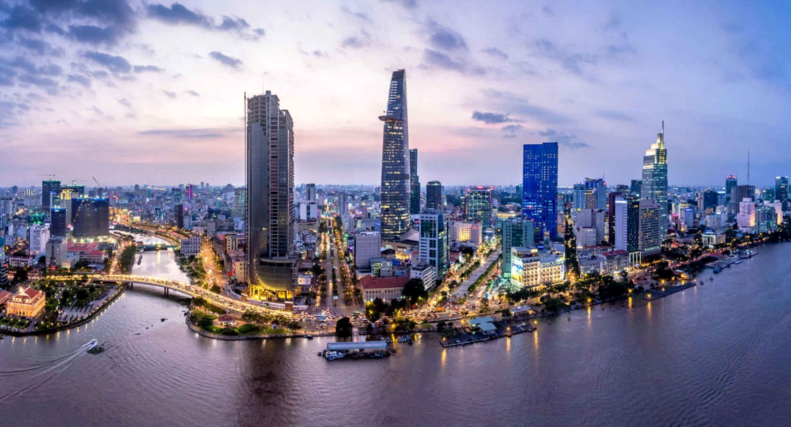 HỒ TRÀM -> SÀI GÒN